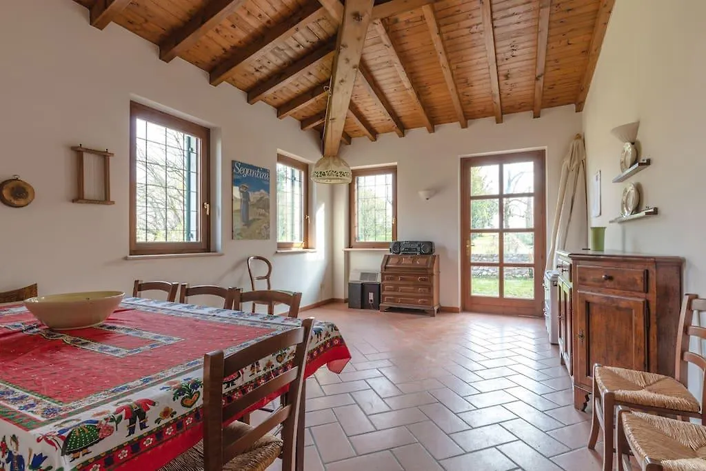Villa Benciolini Cola  Holiday home Cola (Verona)