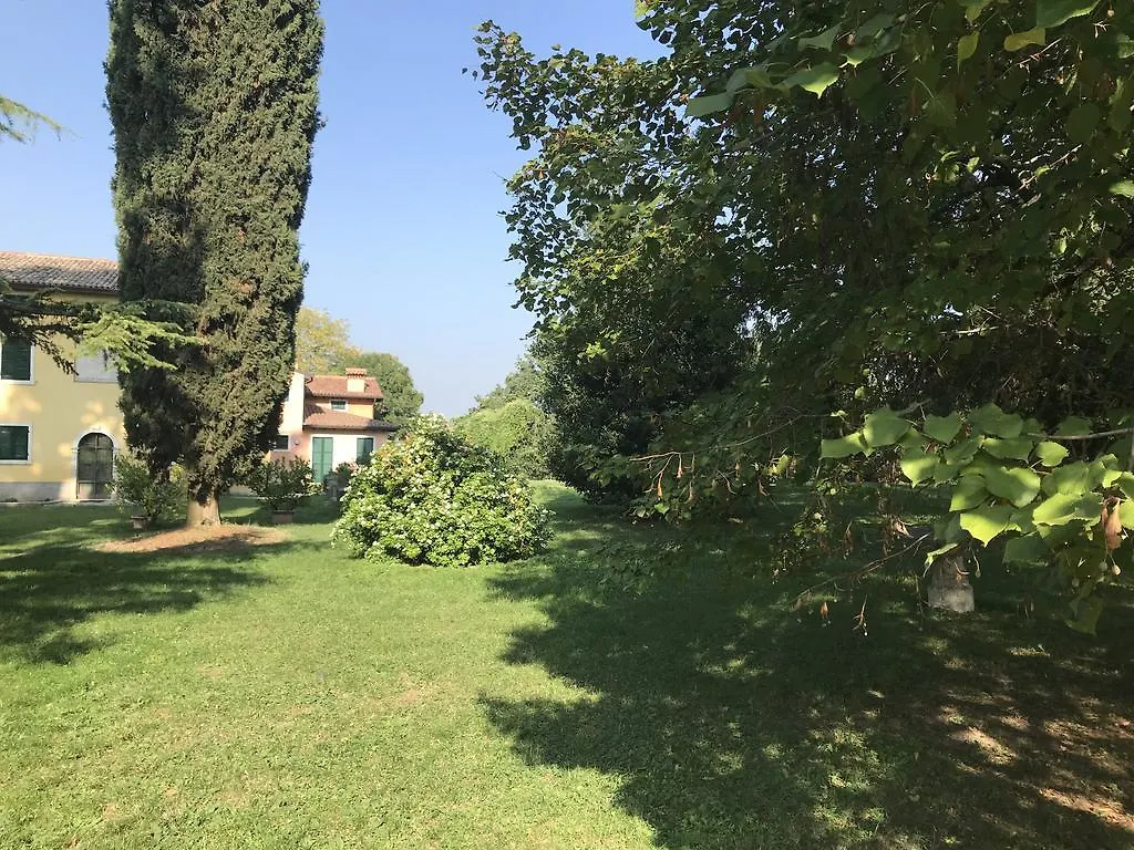 Villa Benciolini Cola  Italy